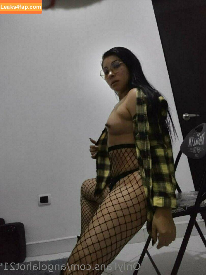 angelahot21 / lilhunee21 leaked photo photo #0383