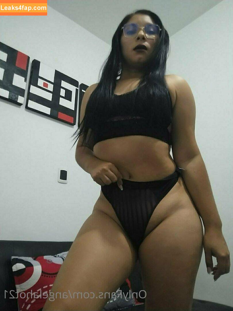 angelahot21 / lilhunee21 leaked photo photo #0417