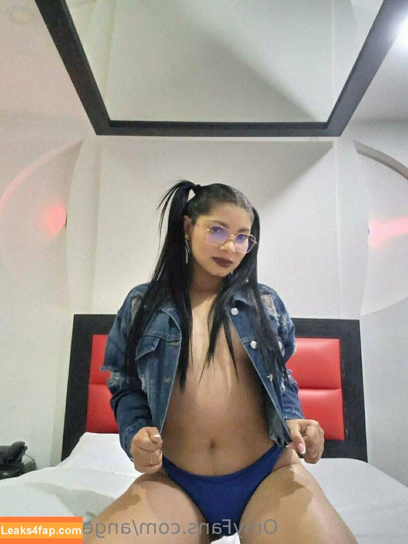 angelahot21 / lilhunee21 leaked photo photo #0428