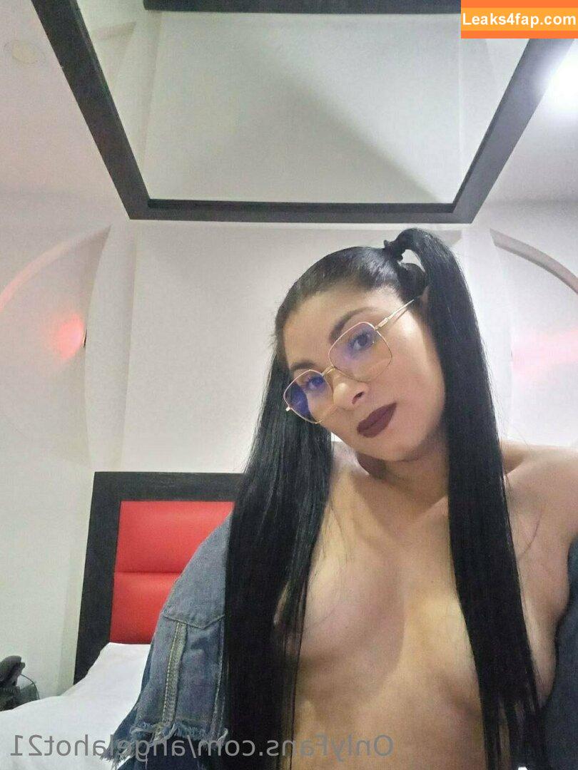 angelahot21 / lilhunee21 leaked photo photo #0429