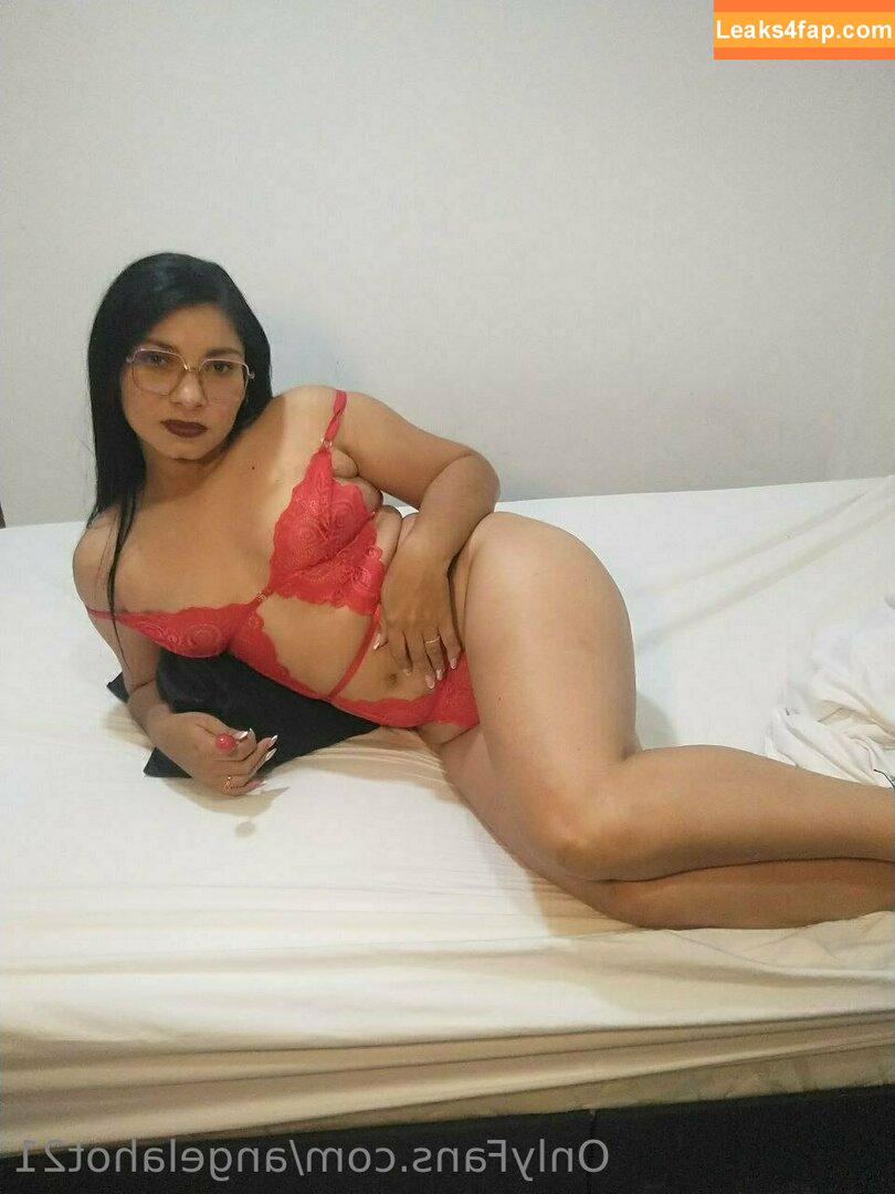 angelahot21 / lilhunee21 leaked photo photo #0580