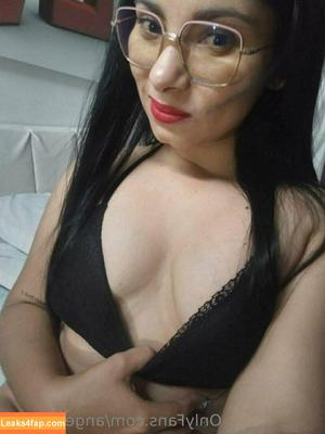 angelahot21 photo #0037