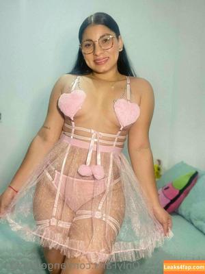 angelahot21 photo #0286