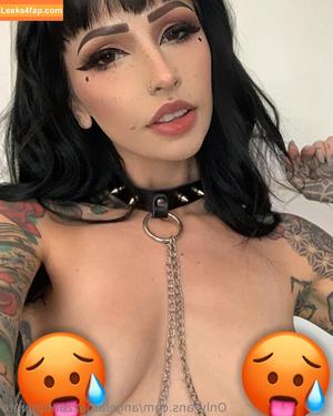 angelamazzantiprivate photo #0002