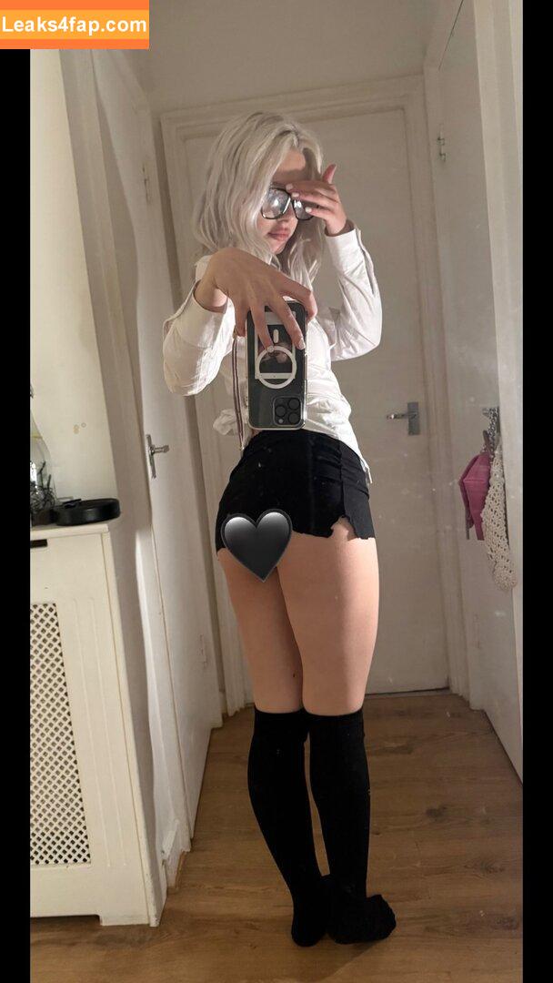 Angelaniela leaked photo photo #0001
