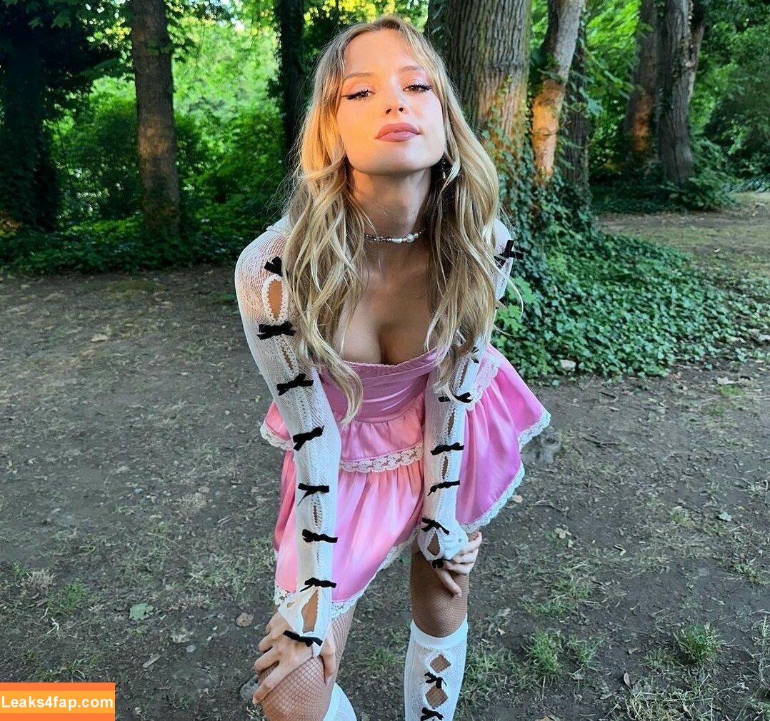 Angèle Van Laeken / angele_vl / u147788082 leaked photo photo #0047