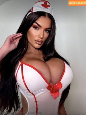 Angelica Sharpe photo #1118