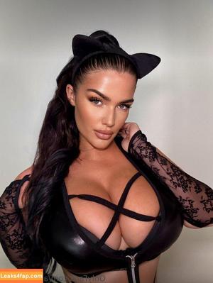 Angelica Sharpe photo #1125