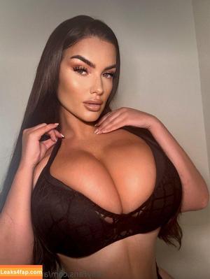 Angelica Sharpe photo #1165