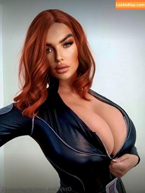 Angelica Sharpe photo #1173