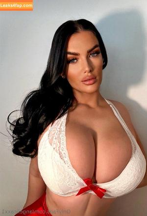 Angelica Sharpe photo #1180