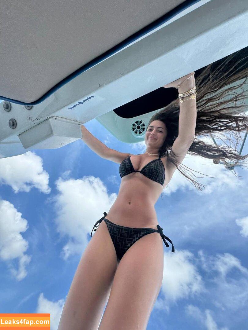 angelina.balis /  leaked photo photo #0056