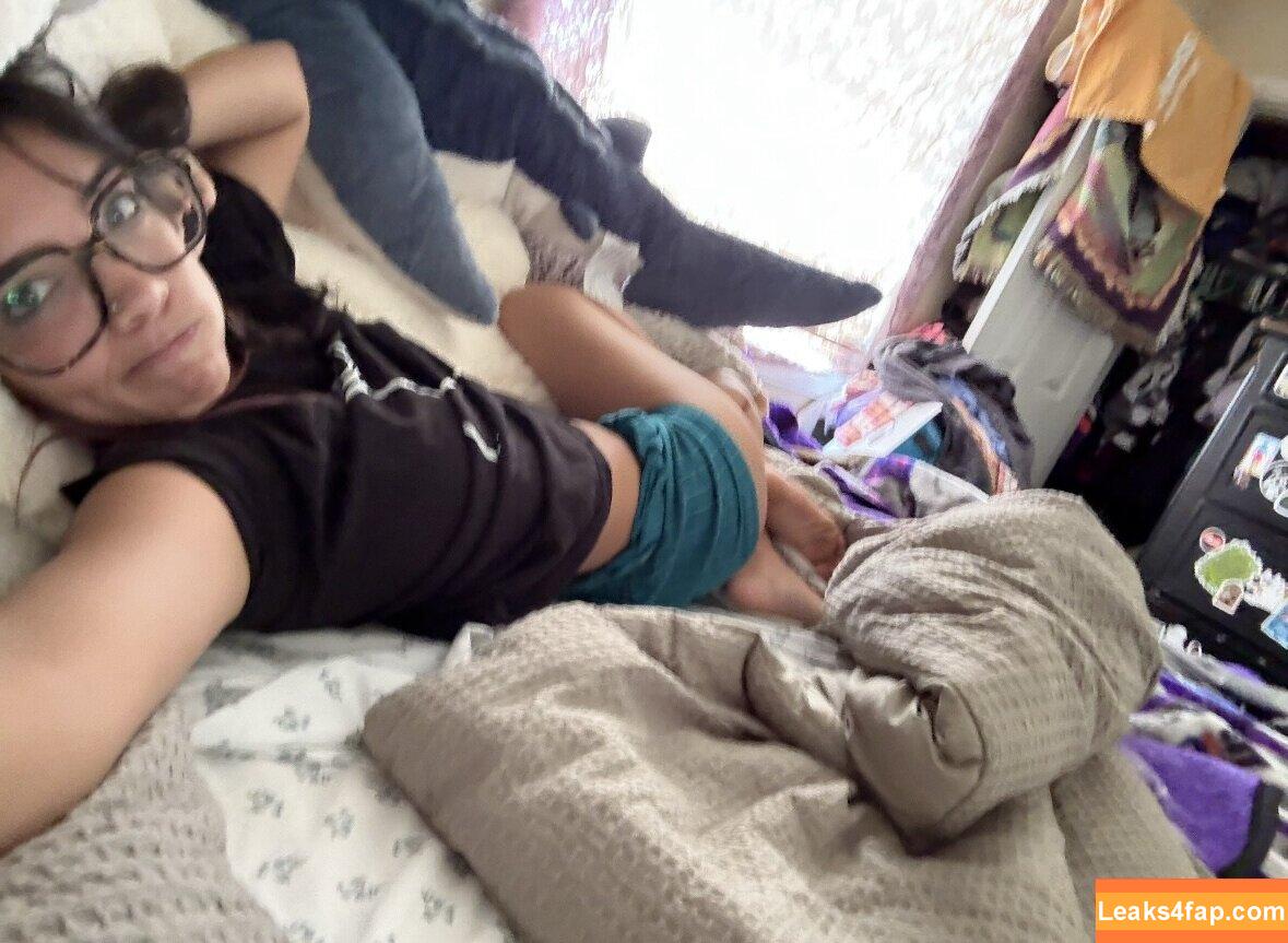 Angelina Fishtank / 2and3dar_t / Purplemoths143 / angelinnareyes / purplemoths leaked photo photo #0011