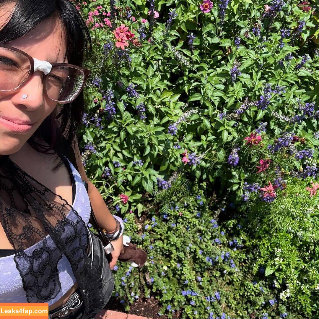 Angelina Fishtank / 2and3dar_t / Purplemoths143 / angelinnareyes / purplemoths leaked photo photo #0046