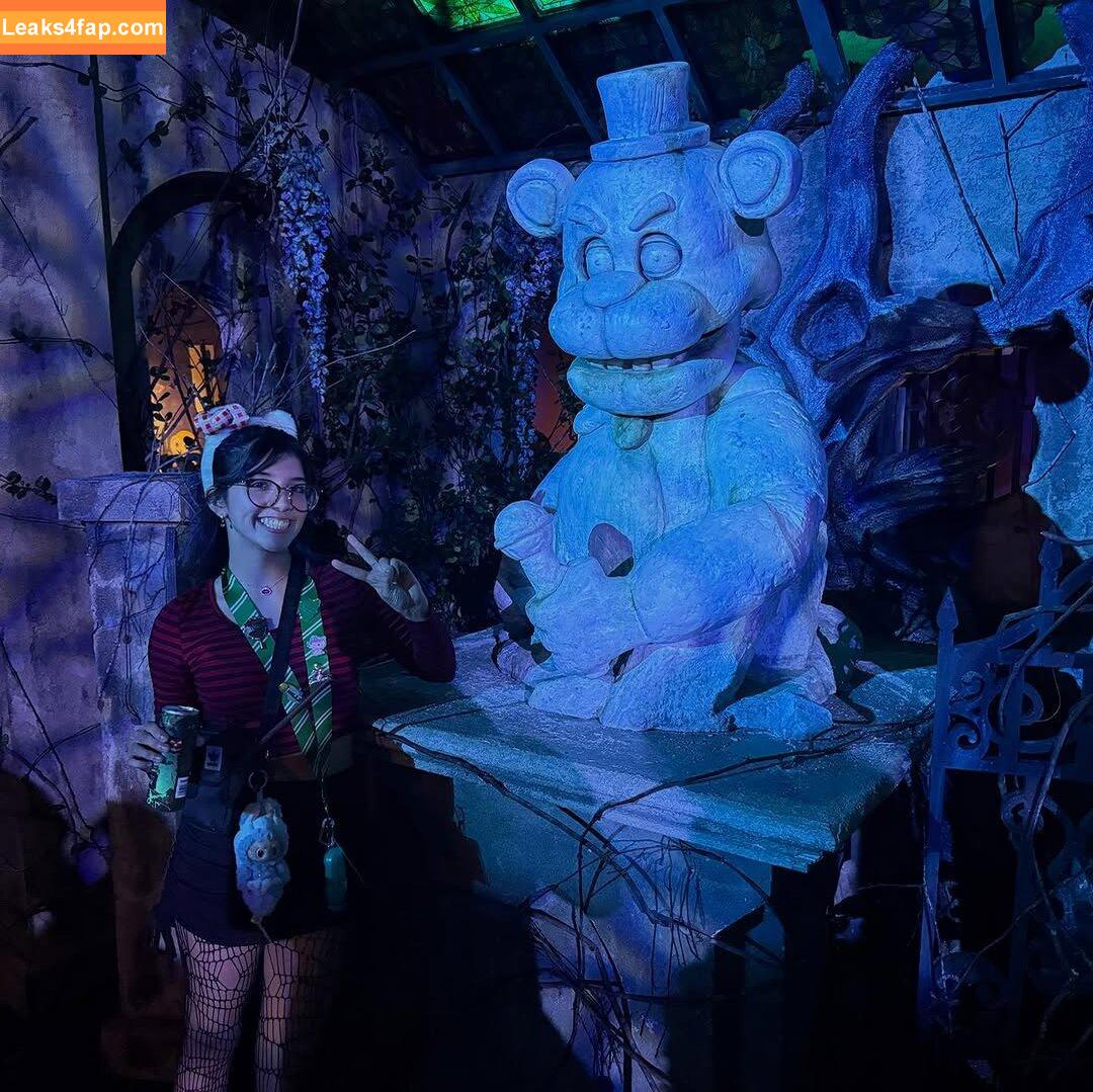 Angelina Fishtank / 2and3dar_t / Purplemoths143 / angelinnareyes / purplemoths leaked photo photo #0056