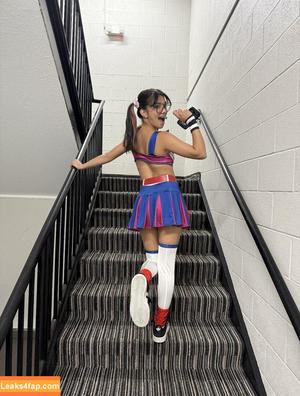 Angelina Fishtank photo #0020