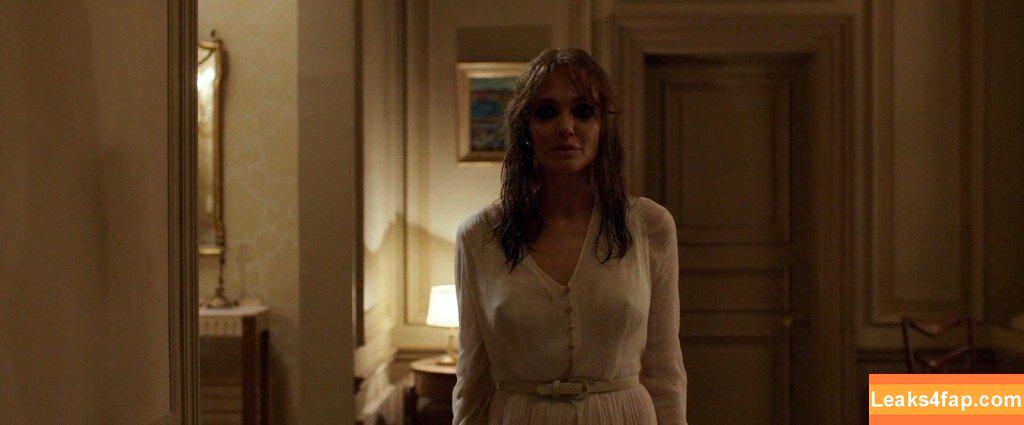 Angelina Jolie / angelinajolie leaked photo photo #0096