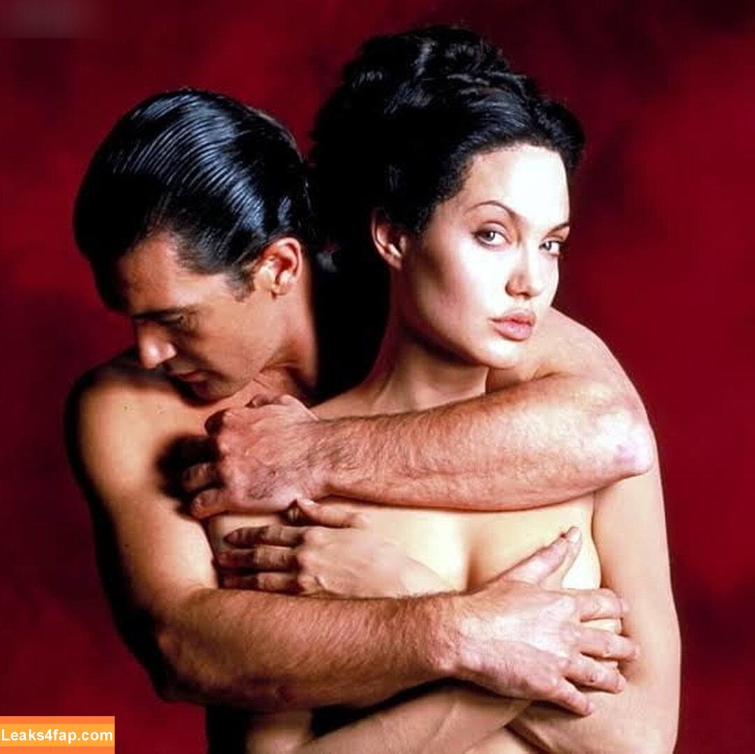 Angelina Jolie / angelinajolie leaked photo photo #0261