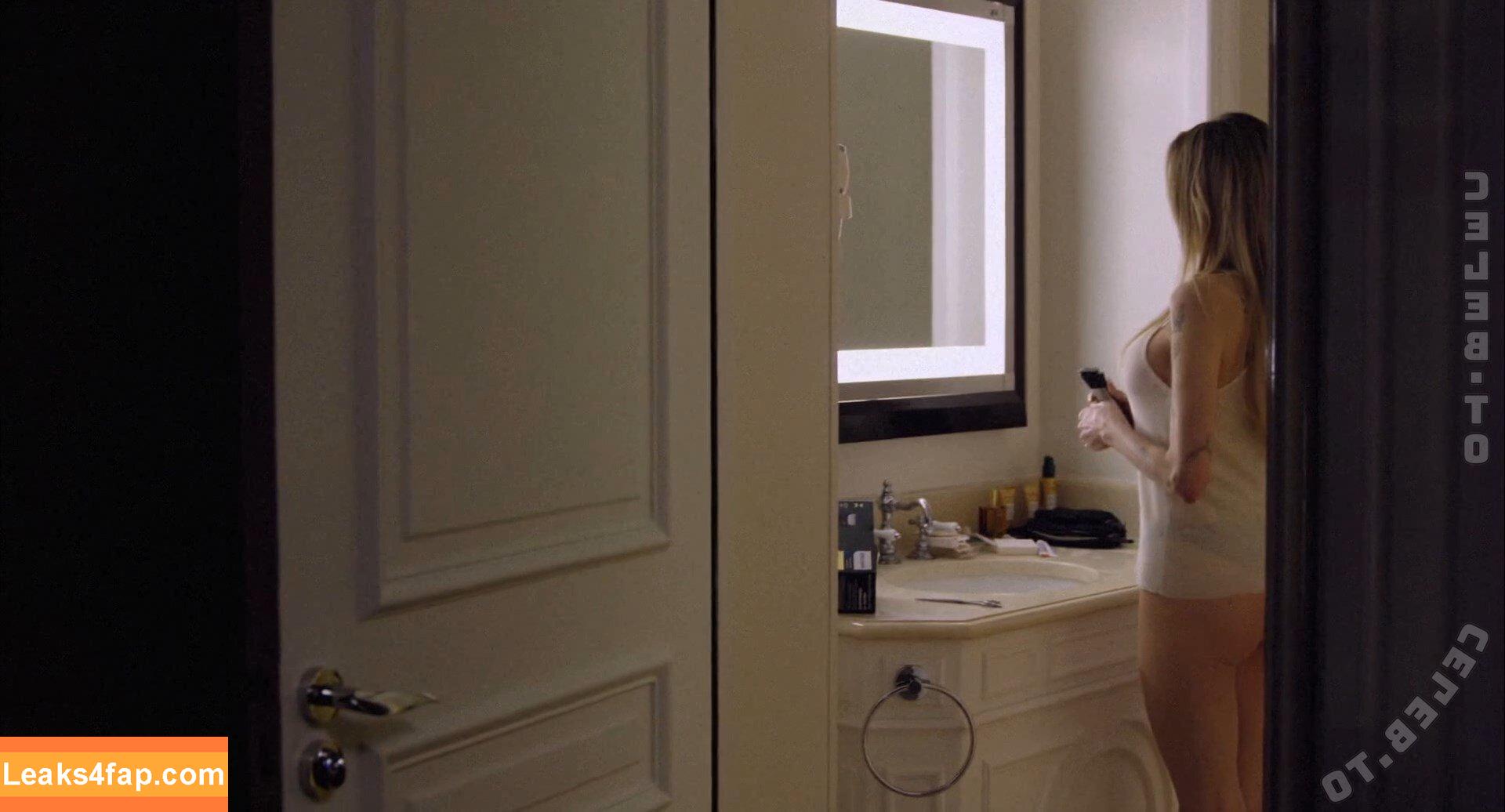 Angelina Jolie / Jolie1975 / angelinajolie leaked photo photo #0636