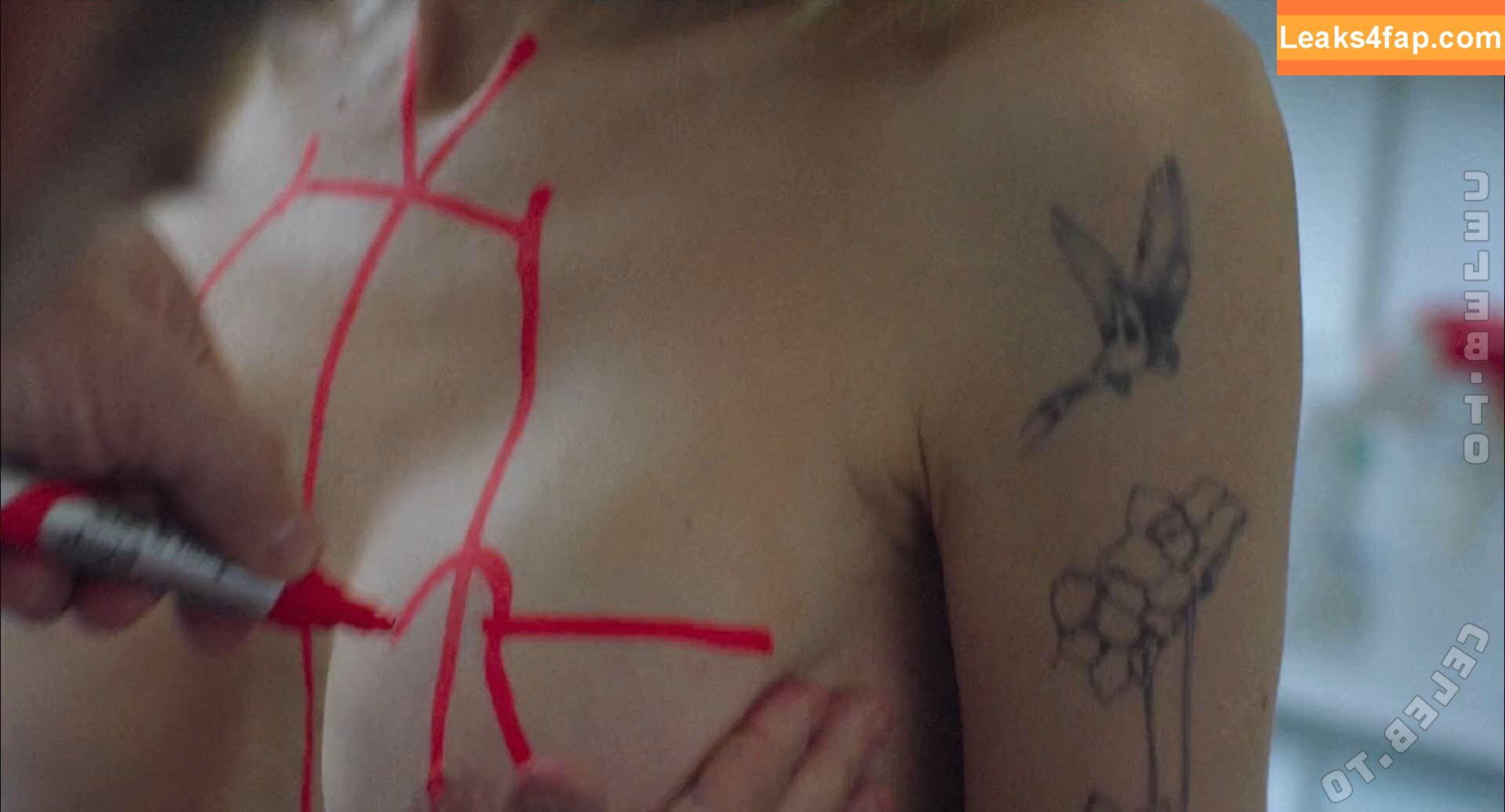 Angelina Jolie / Jolie1975 / angelinajolie leaked photo photo #0638