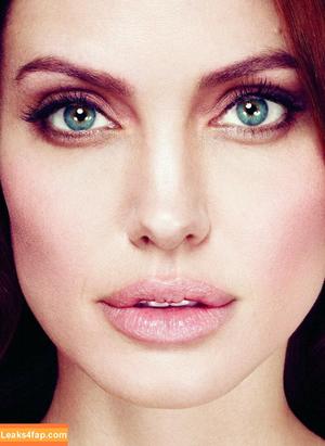 Angelina Jolie photo #0043