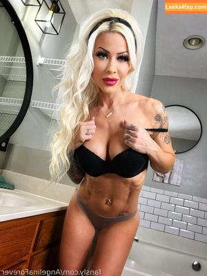 Angelina Love photo #0332