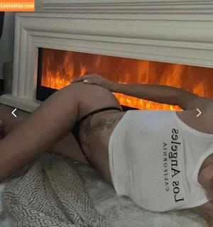 Angelina Mayer photo #0109