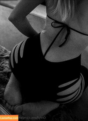 Angelina Mayer photo #0141