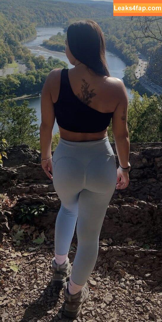 Angelina Urciuoli / angelina.urciuoli leaked photo photo #0052