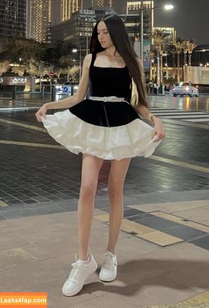 Angelina photo #0345