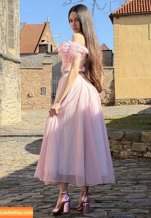 Angelina photo #0369