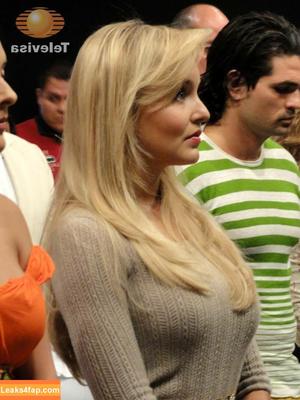 Angelique Boyer photo #0081