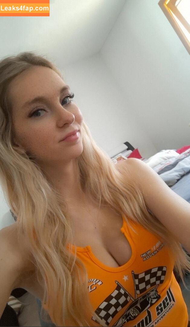 Angi-Virginia / angi_virginia слитое фото фото #0002