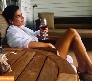 Angie Harmon photo #0107