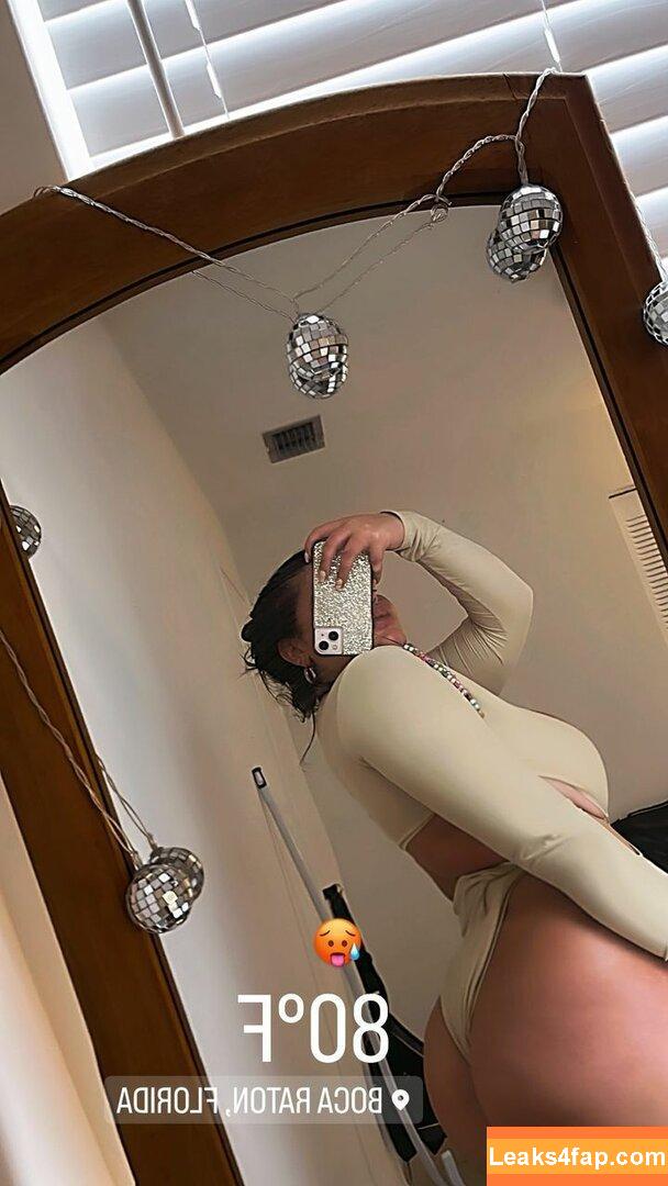 Angie / angievarona / angiexox leaked photo photo #0089