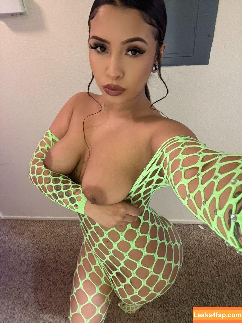 angiebbxxo / angie.b.xoxo / angiebabexo leaked photo photo #0028