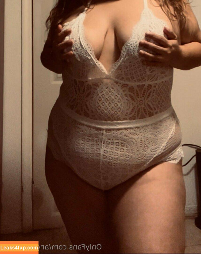 angieebthicc / femalebodyisanart_ leaked photo photo #0001