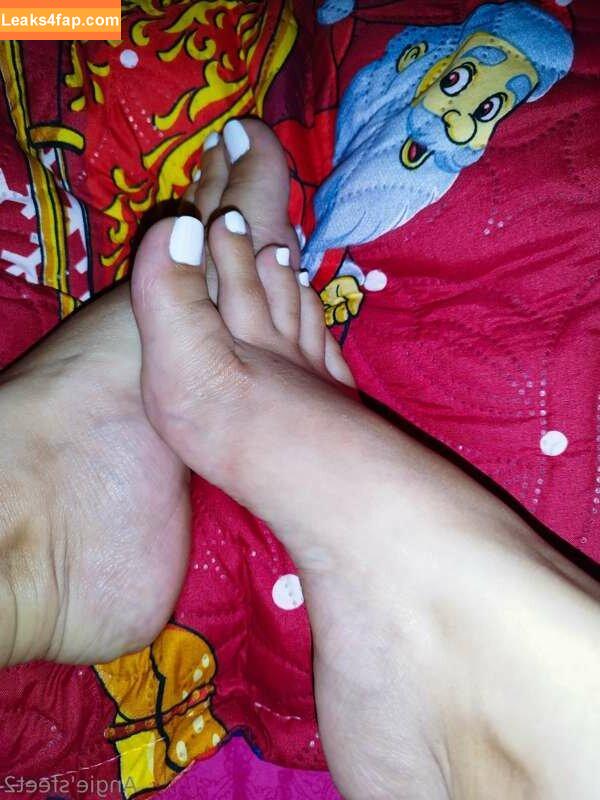 Angieefeet / angieefootmodel / angiefootmodel_fans / https: leaked photo photo #0144