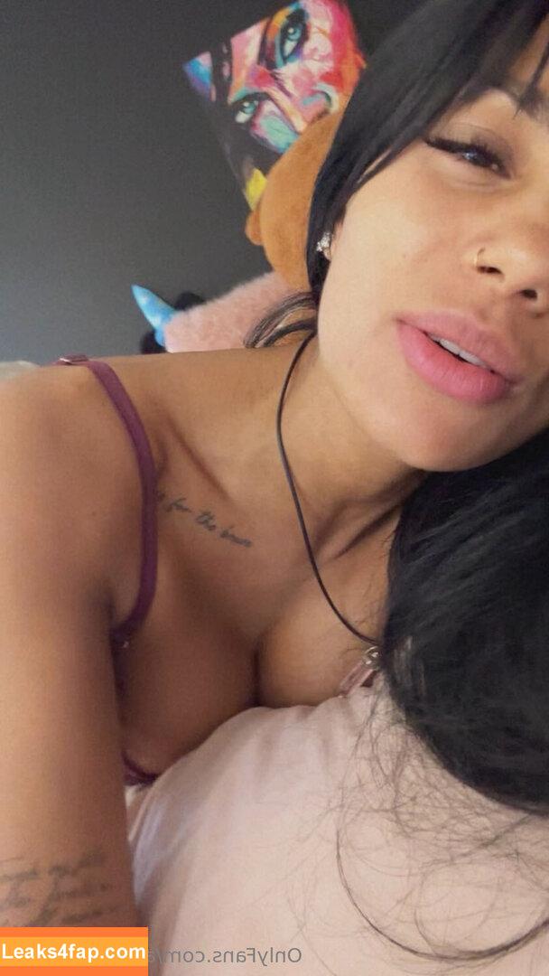 angiemcqueen /  leaked photo photo #0024