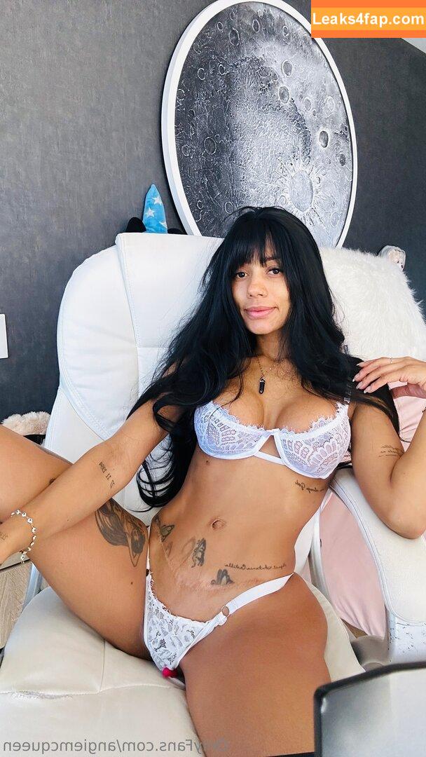 angiemcqueen /  leaked photo photo #0027