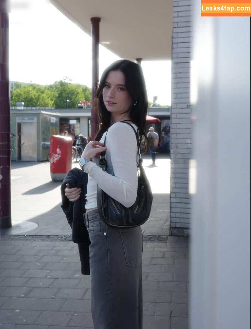Anica Zimmermann / anica leaked photo photo #0271