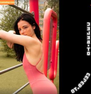 Anica Zimmermann photo #0278