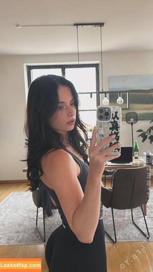 Anica Zimmermann photo #0307