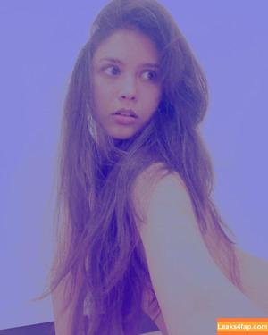 Anika Vishwanath photo #0019