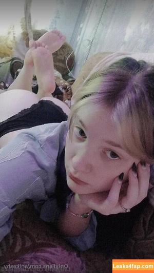 anikashy photo #0085