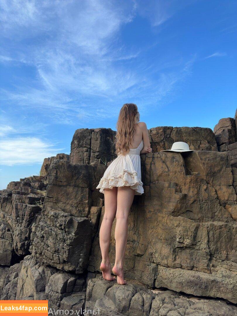 Animaechan leaked photo photo #0319