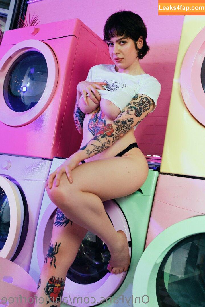 Anisa Jomha / AnisaJomha / AnisaTheGreasy / Annie Jay / anniejay leaked photo photo #0081