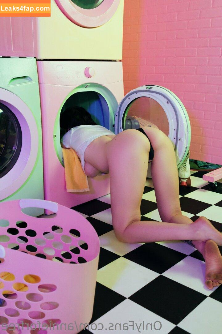 Anisa Jomha / AnisaJomha / AnisaTheGreasy / Annie Jay / anniejay leaked photo photo #0087