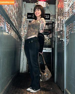 Anisa Jomha photo #0503
