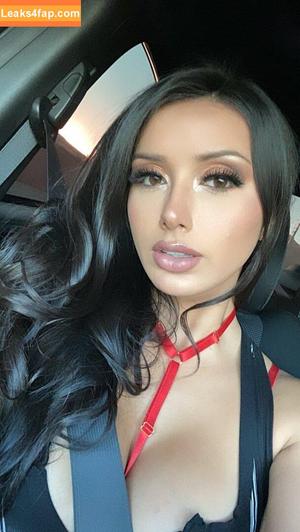 Anissa Godina photo #0001